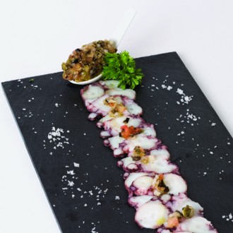 OCTOPUS SALPICÃO WITH A FINE HERB DRESSING